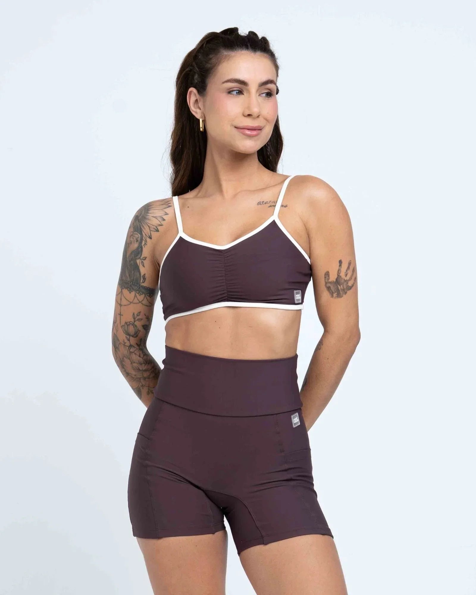 Short Fitness Bike Marrom Ébano sem costura frontal