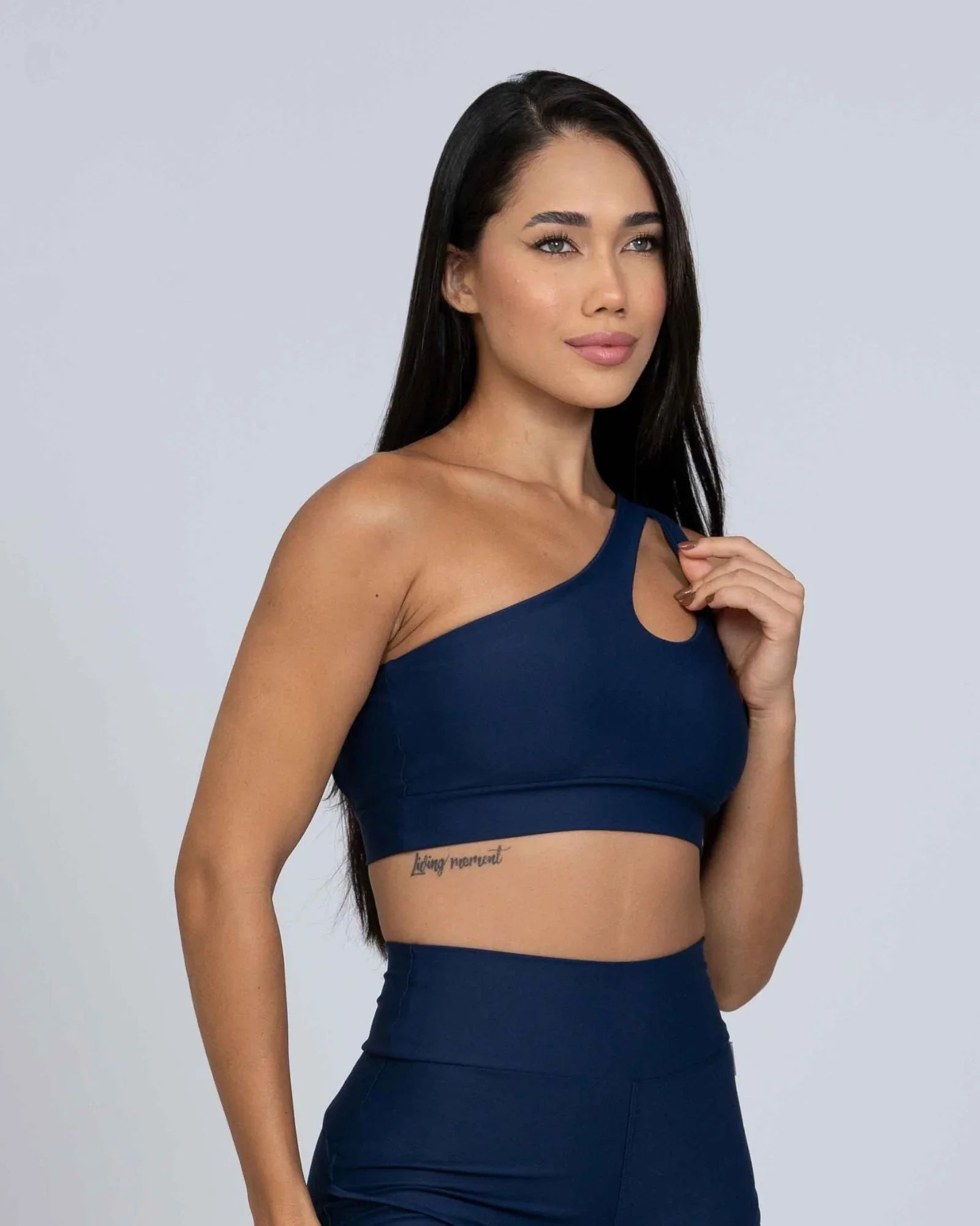 Top Fitness Avenue Azul Marinho assimétrico