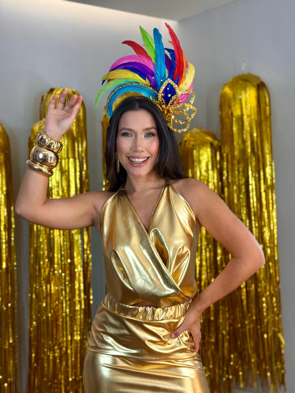 Conjunto Metalizado Gold Top Frente Única com Saia Drapeada